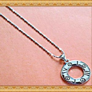 18KRP Roman Numeral Design Necklace Unisex